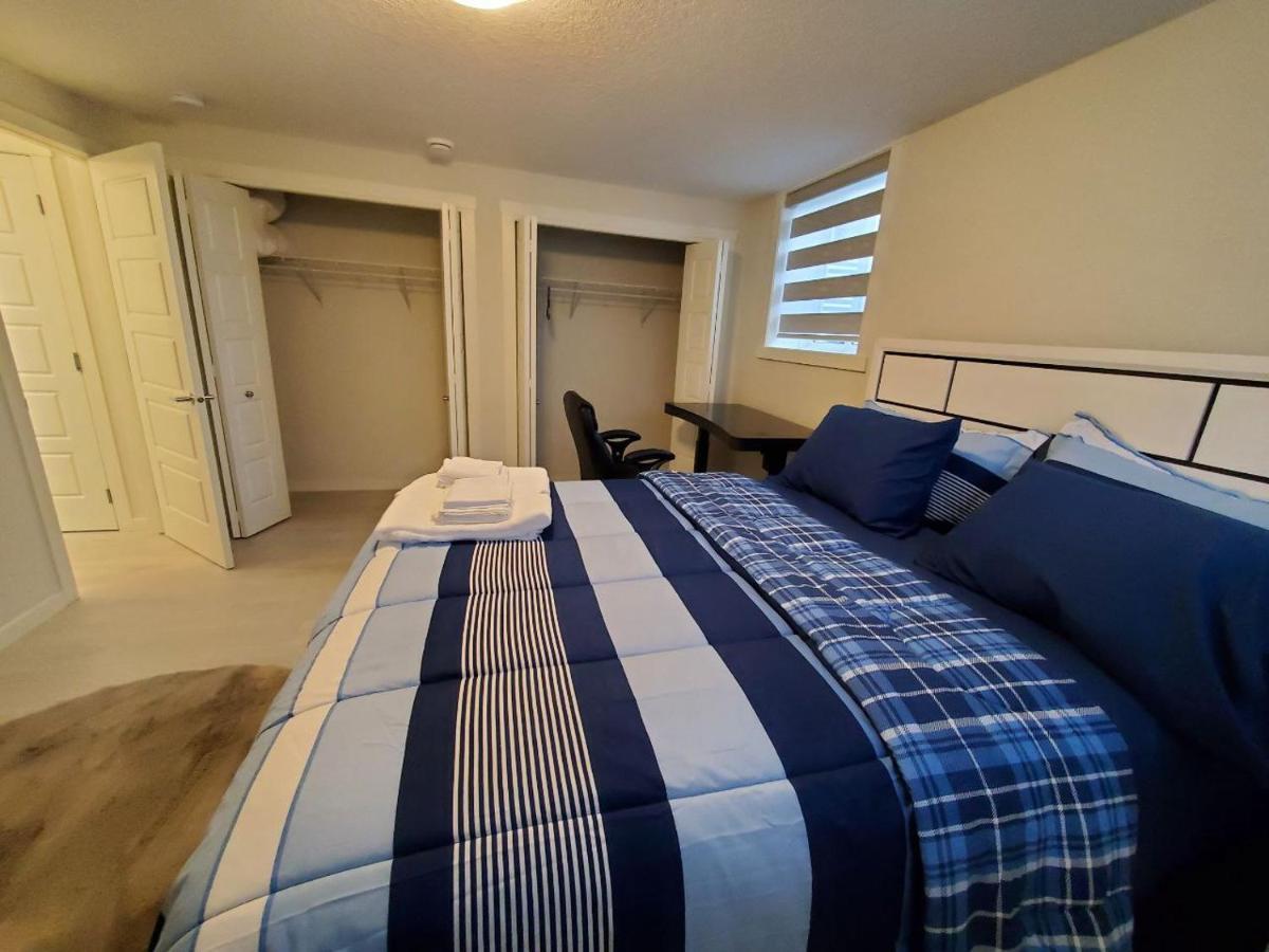 Cozy Rockland Park Unit+Parking Apartamento YYC Exterior foto