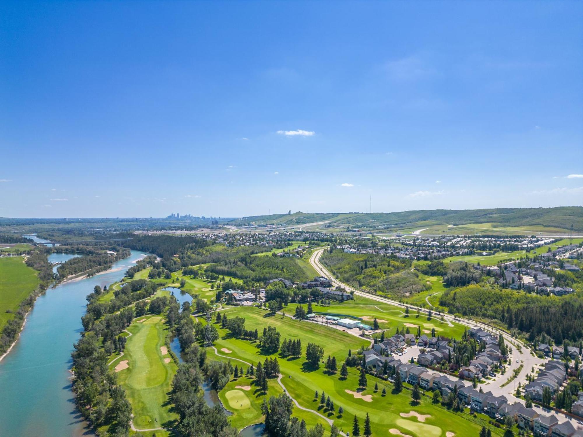 Cozy Rockland Park Unit+Parking Apartamento YYC Exterior foto